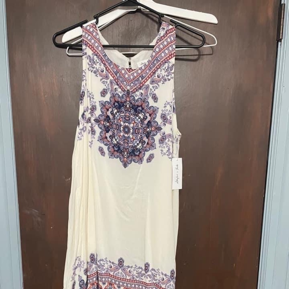 Short dress